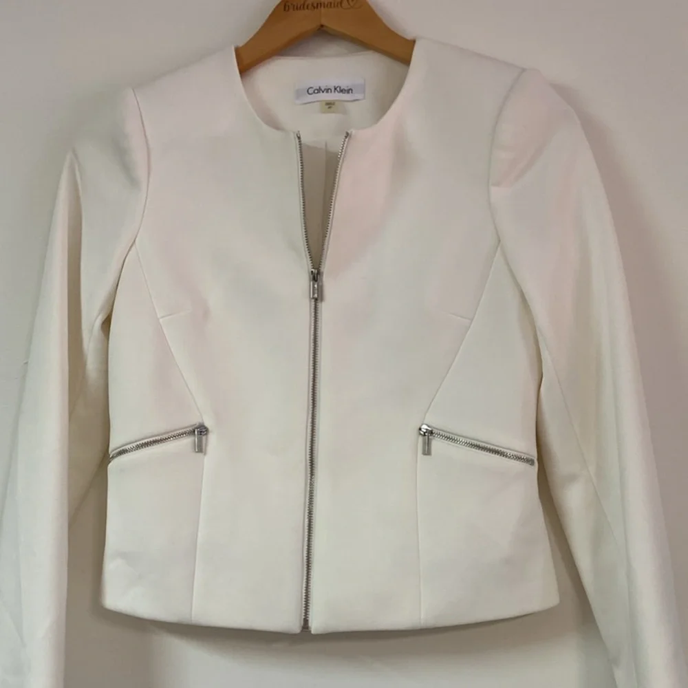 Calvin Klein White Label Tag - Picture 1 of 4